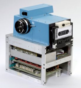 اولین دوربین دیجیتال در سال 1975 اولین دوربین دیجیتال در سال 1975