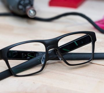 عینک هوشمند اینتل