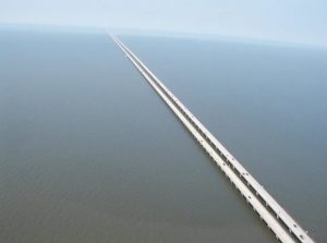 پل مانچاک در آمریکا
