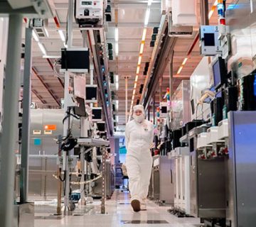 اینتل بزرگ ترین تولید کننده تراشه دنیا