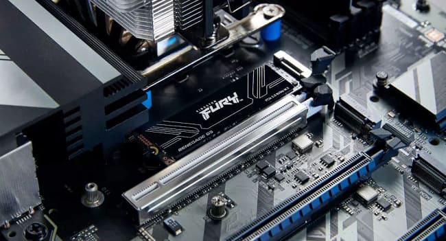 کینگستون مرزهای سرعت را شکست